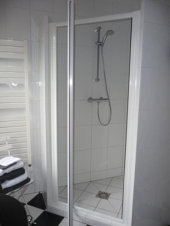 Zuid-Scharwoude Bed&Breakfast Het Winterkoninkje الغرفة الصورة
