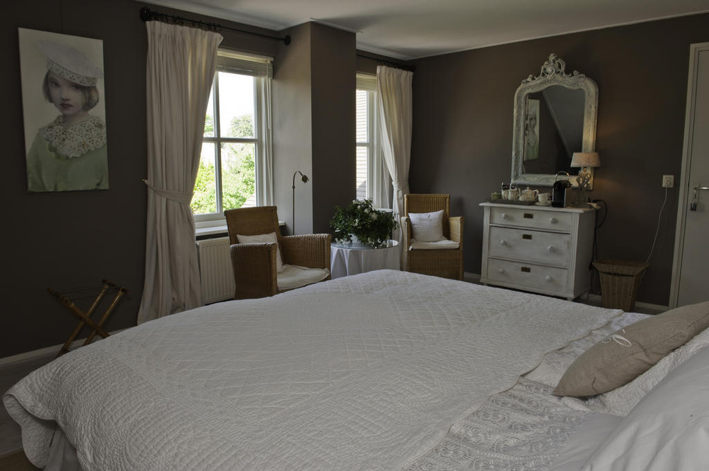 Zuid-Scharwoude Bed&Breakfast Het Winterkoninkje الغرفة الصورة