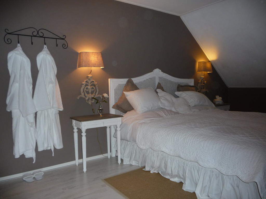 Zuid-Scharwoude Bed&Breakfast Het Winterkoninkje الغرفة الصورة
